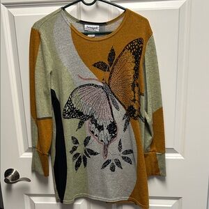 Serengeti Women's Sweater with Butterfly Design in Mustard and Gray